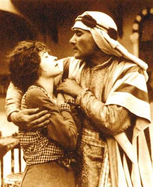 Szenenfoto aus dem Film 'Араб' © Lasky Feature Play Company, Paramount Pictures, Inc., 